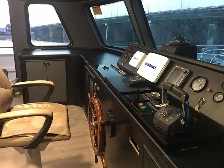 MV DiveRACE Class X — фото судна 7